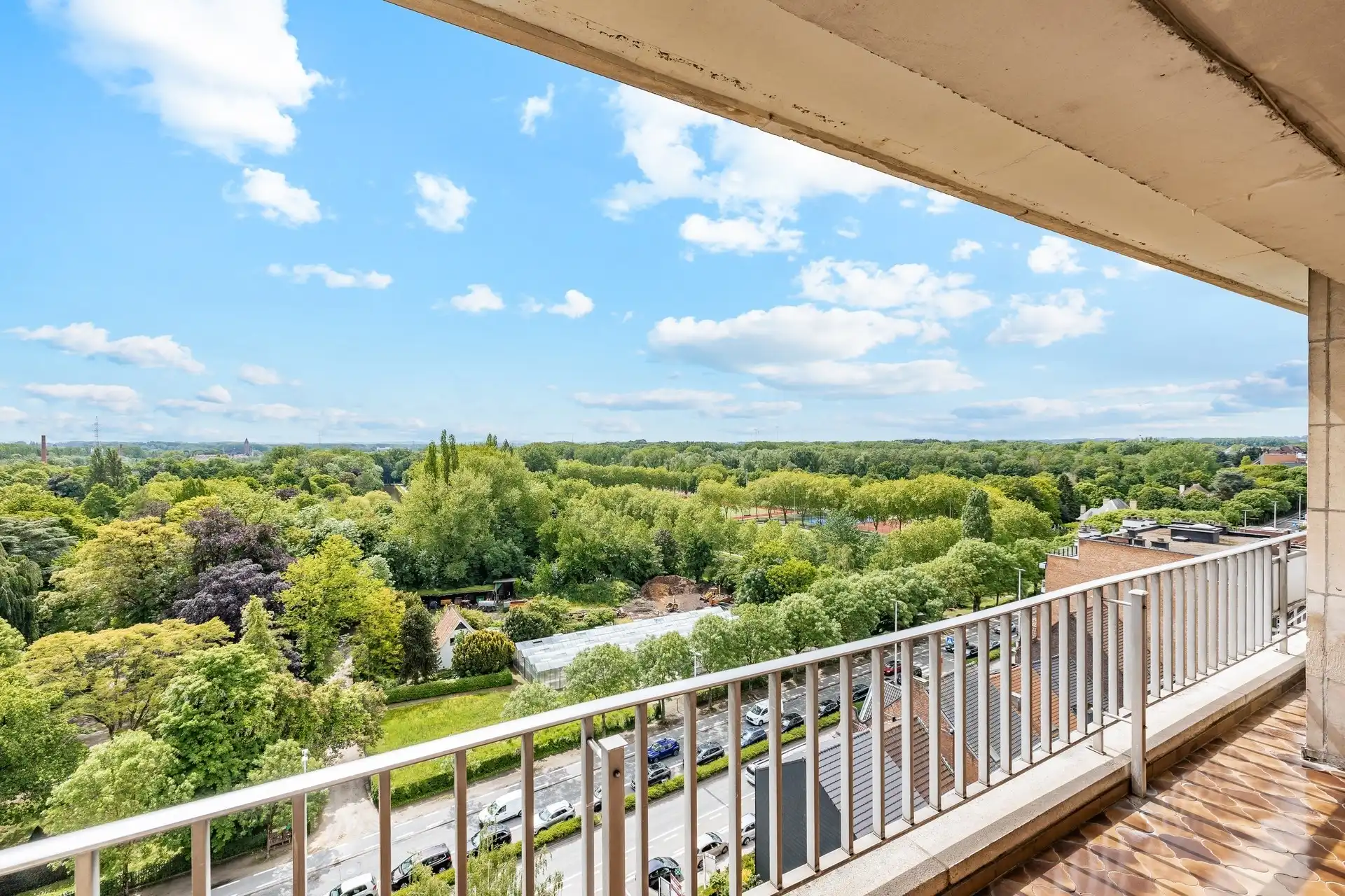 Lichtrijk appartement gelegen op topligging foto {{pictureIndex}}