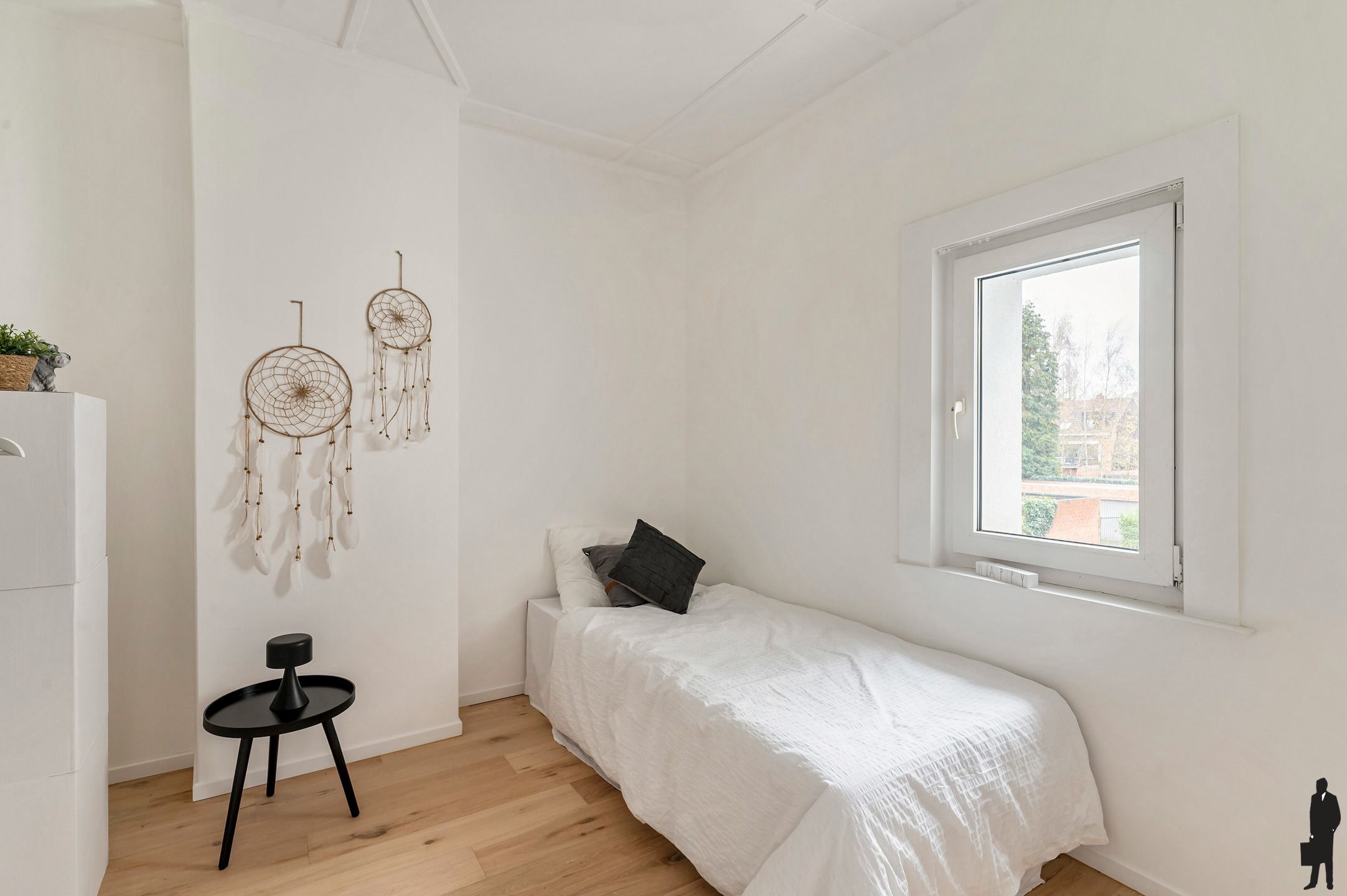 Gerenoveerde woning op ca. 520m2 met 3 slaapkamers en bureau foto 11