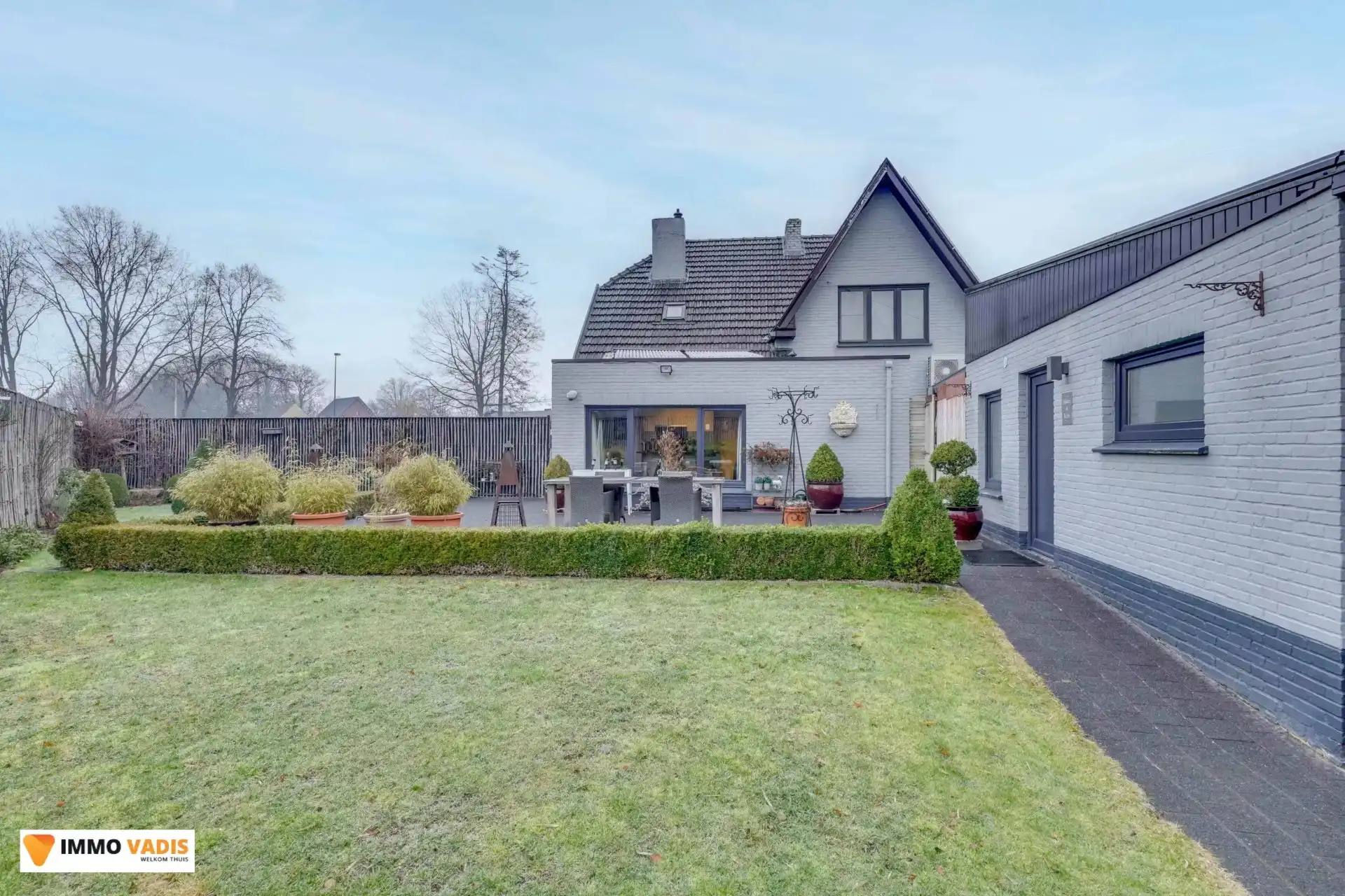 Polyvalente , uitstekend onderhouden villa met vijf slaapkamers foto 17