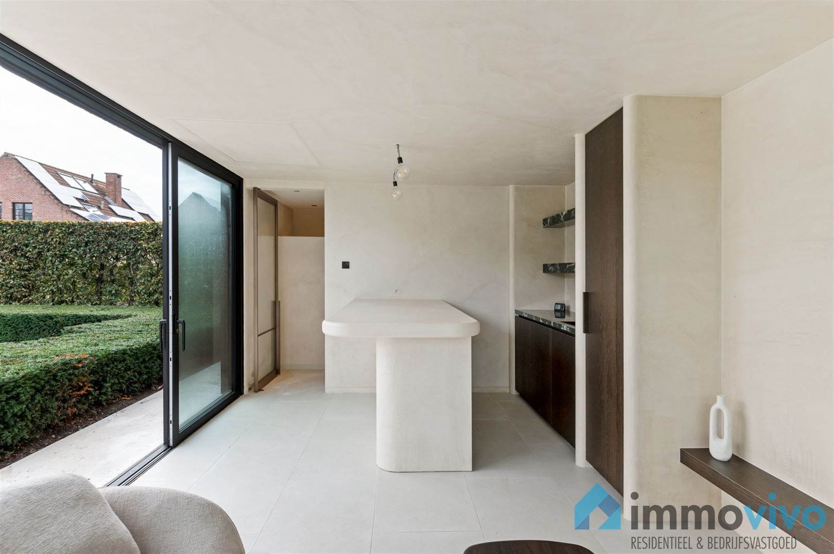 Hoogwaardig gerenoveerde villa met poolhouse en zwembad foto 25