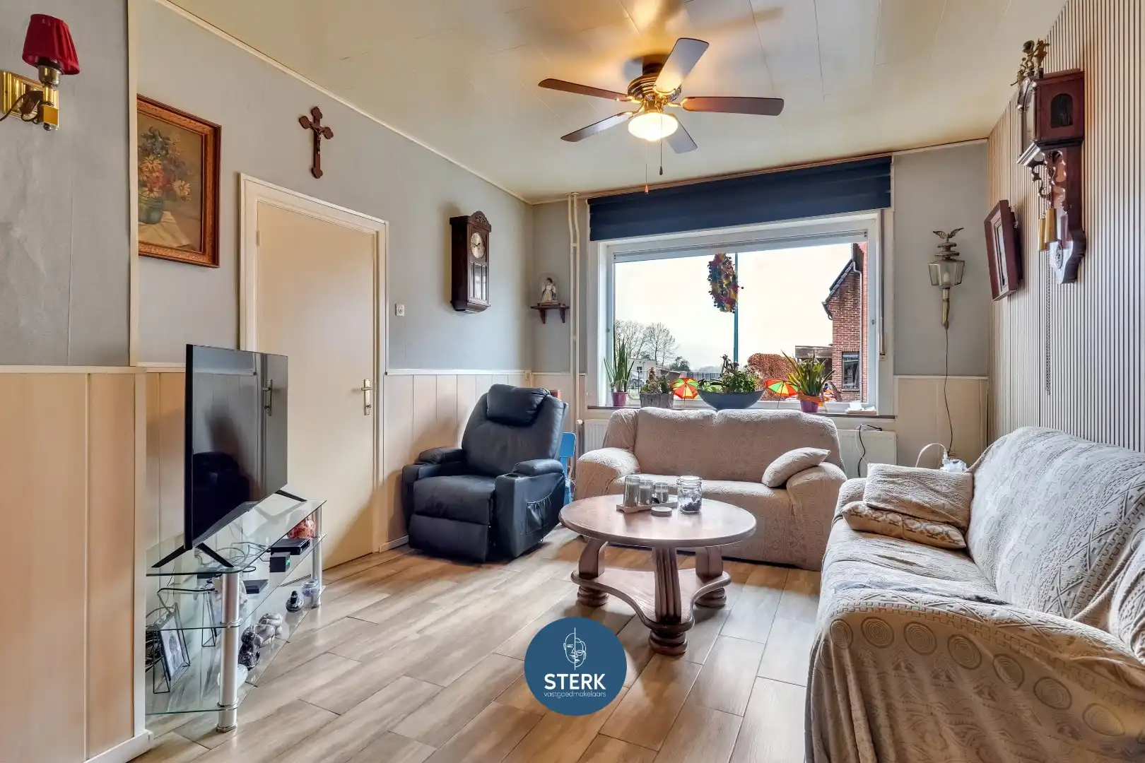 OP TE FRISSEN GEZINSWONING MET EPC LABEL B AAN DE MAAS IN UIKHOVEN ! foto 5