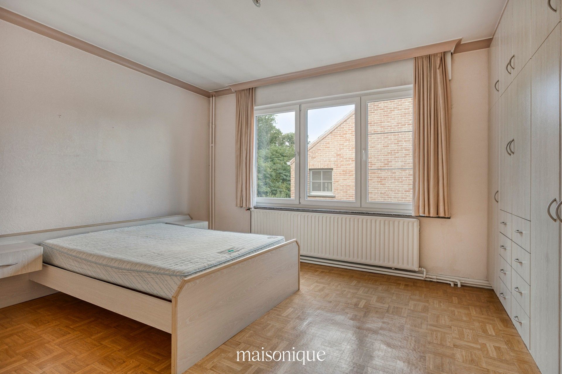 Degelijke familiewoning op een toplocatie in Sint-Michiels. foto 9