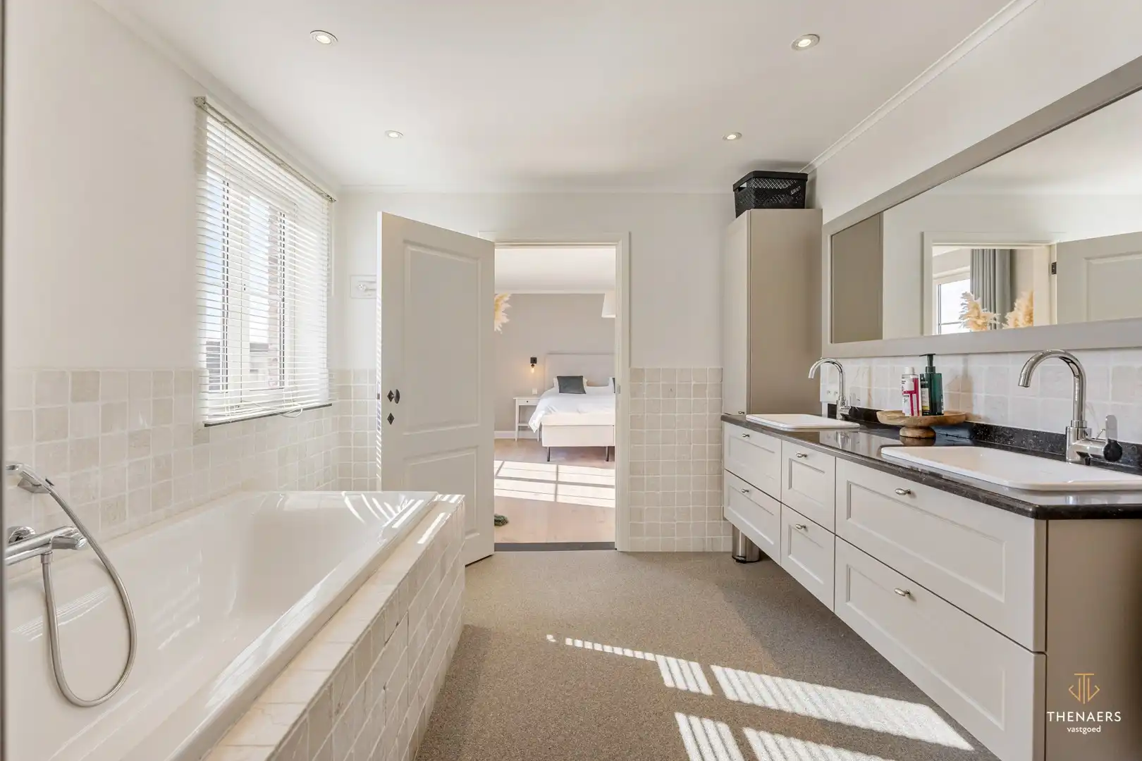 Stijlvolle pastoriewoning met ruimte, comfort en een prachtig afgewerkt geheel in Sint-Truiden. foto 21