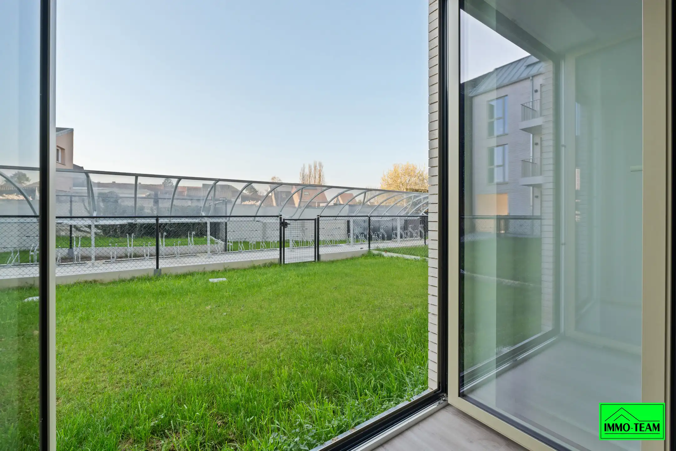 GLV APPARTEMENT MET TERRAS, TUIN EN ONDERGRONDSE STAANPLAATS foto 20