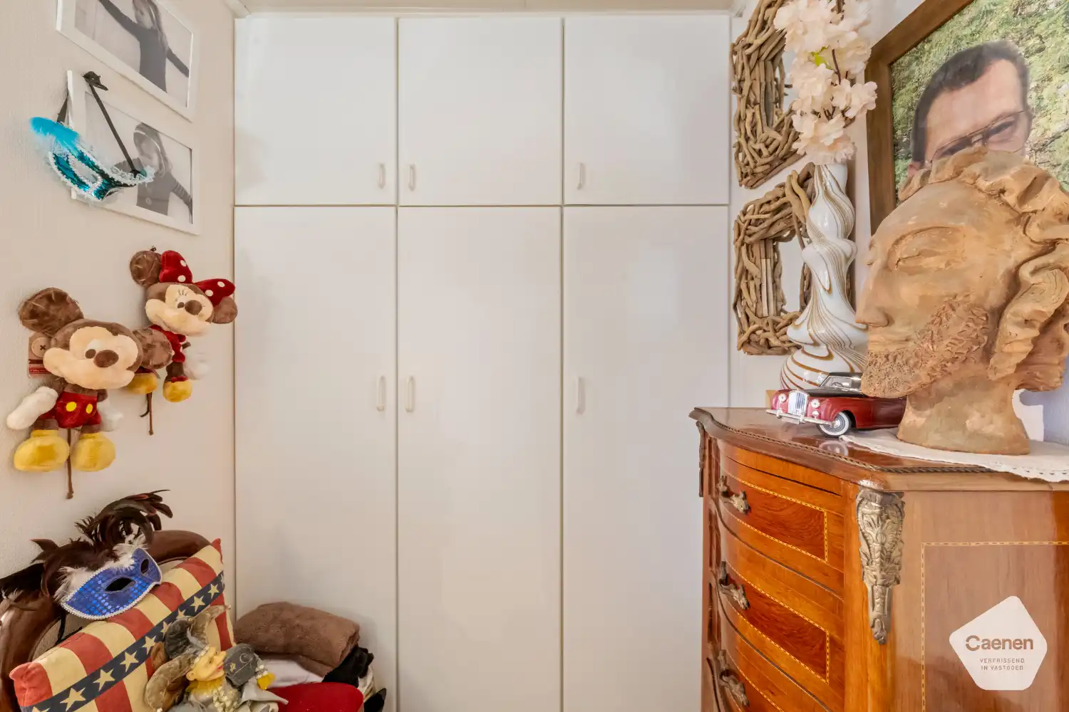 Op te frissen centraal gelegen 2 slaapkamer appartement foto 14