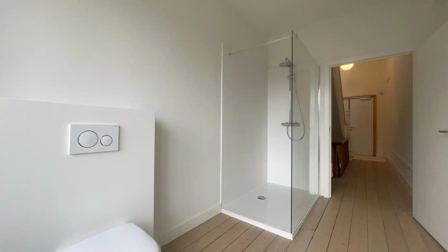 Exclusief kantoorgebouw te huur dichtbij de Leien in Antwerpen foto 13