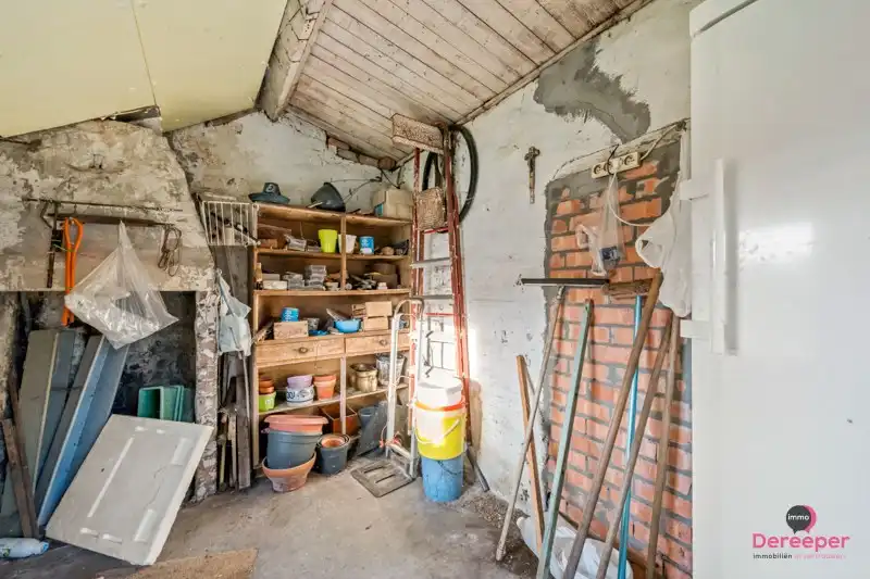 Alleenstaande woning met bijgebouwen en prachtig landelijk uitzicht foto 16