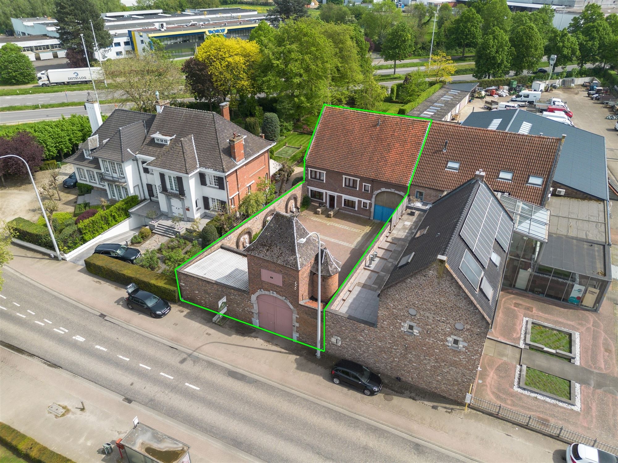 UNIEK PAND BOORDEVOL POTENTIEEL OP EEN TOPLOCATIE IN SINT-TRUIDEN  foto 2