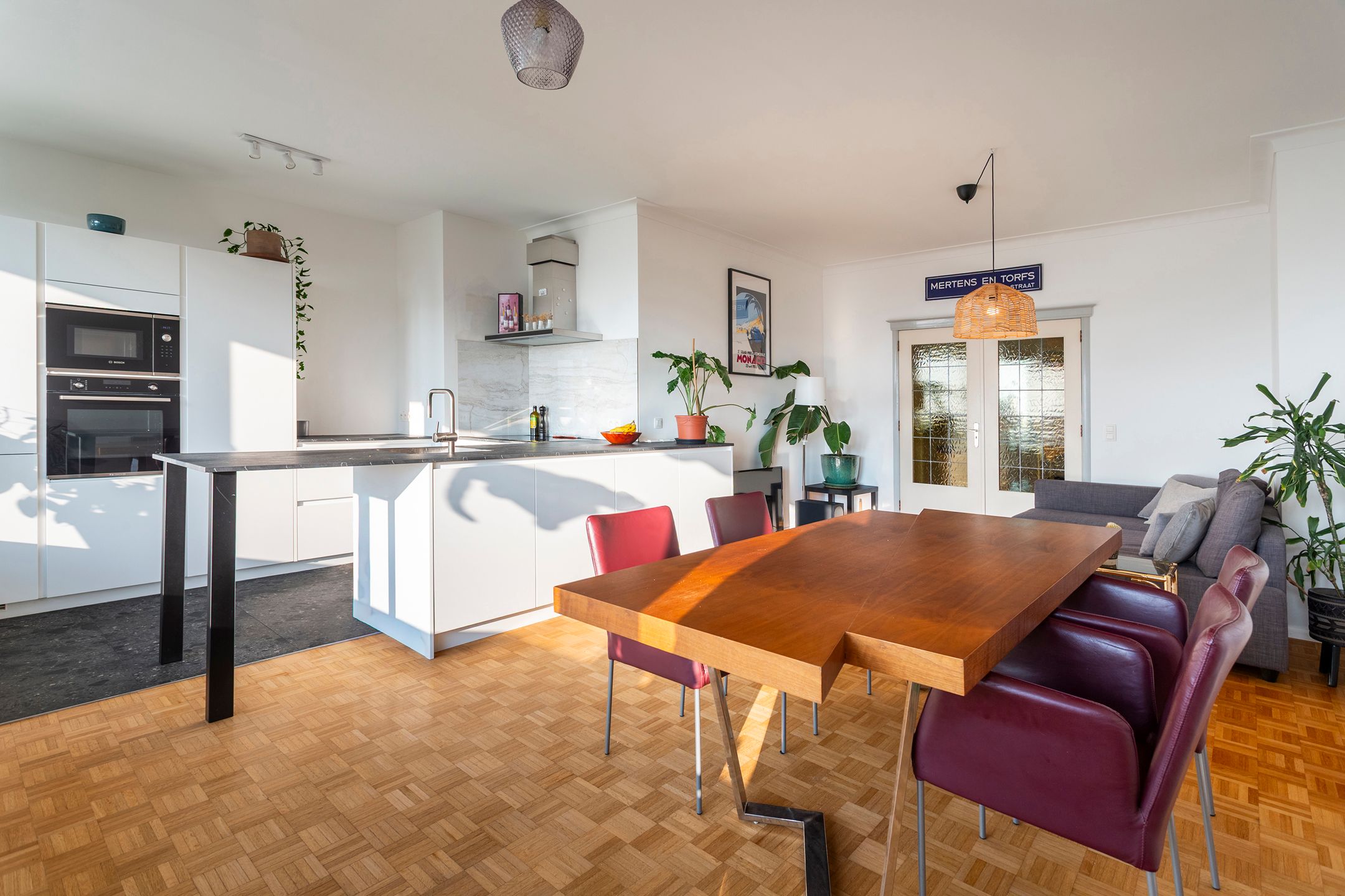 Lichtrijk appartement ca 88 m² op het Zuid met waterzicht  foto 2
