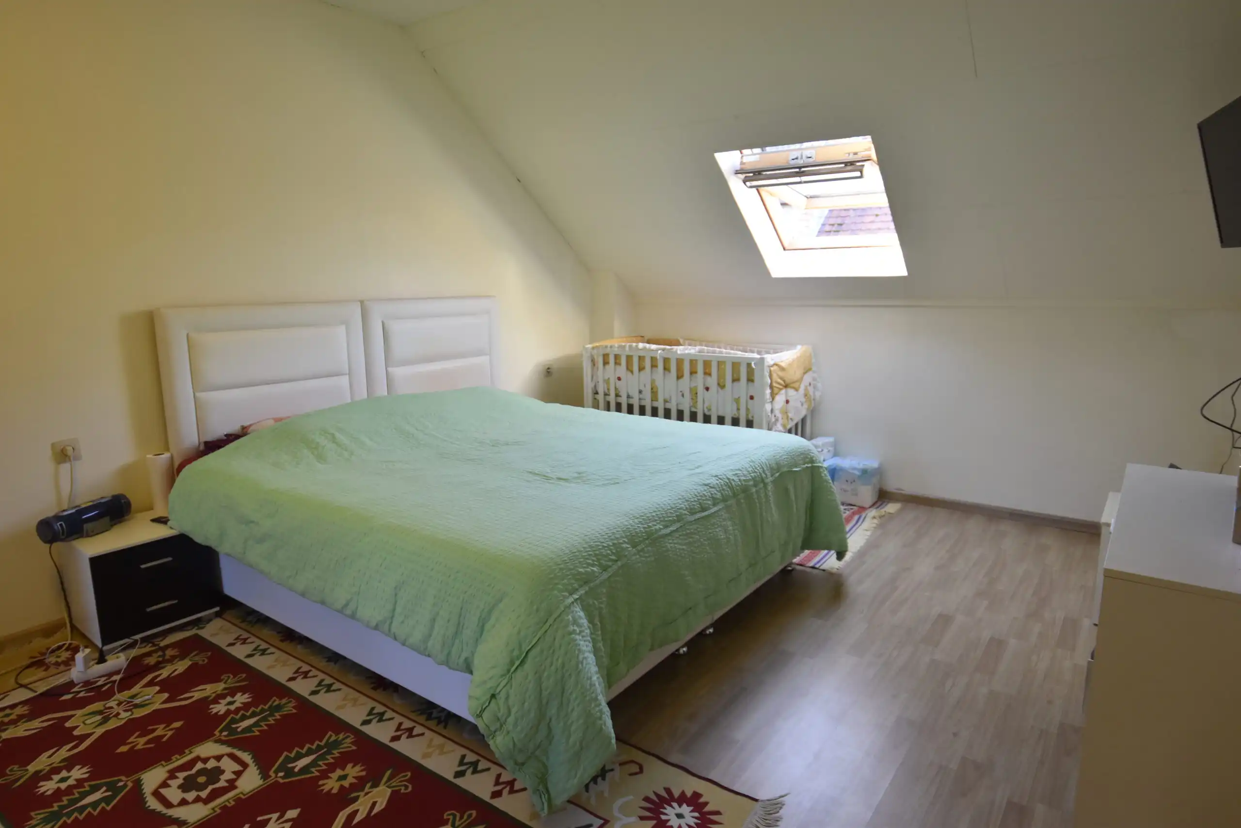 Zeer recente, energiezuinige stadswoning in het hart van Sint-Niklaas foto 16