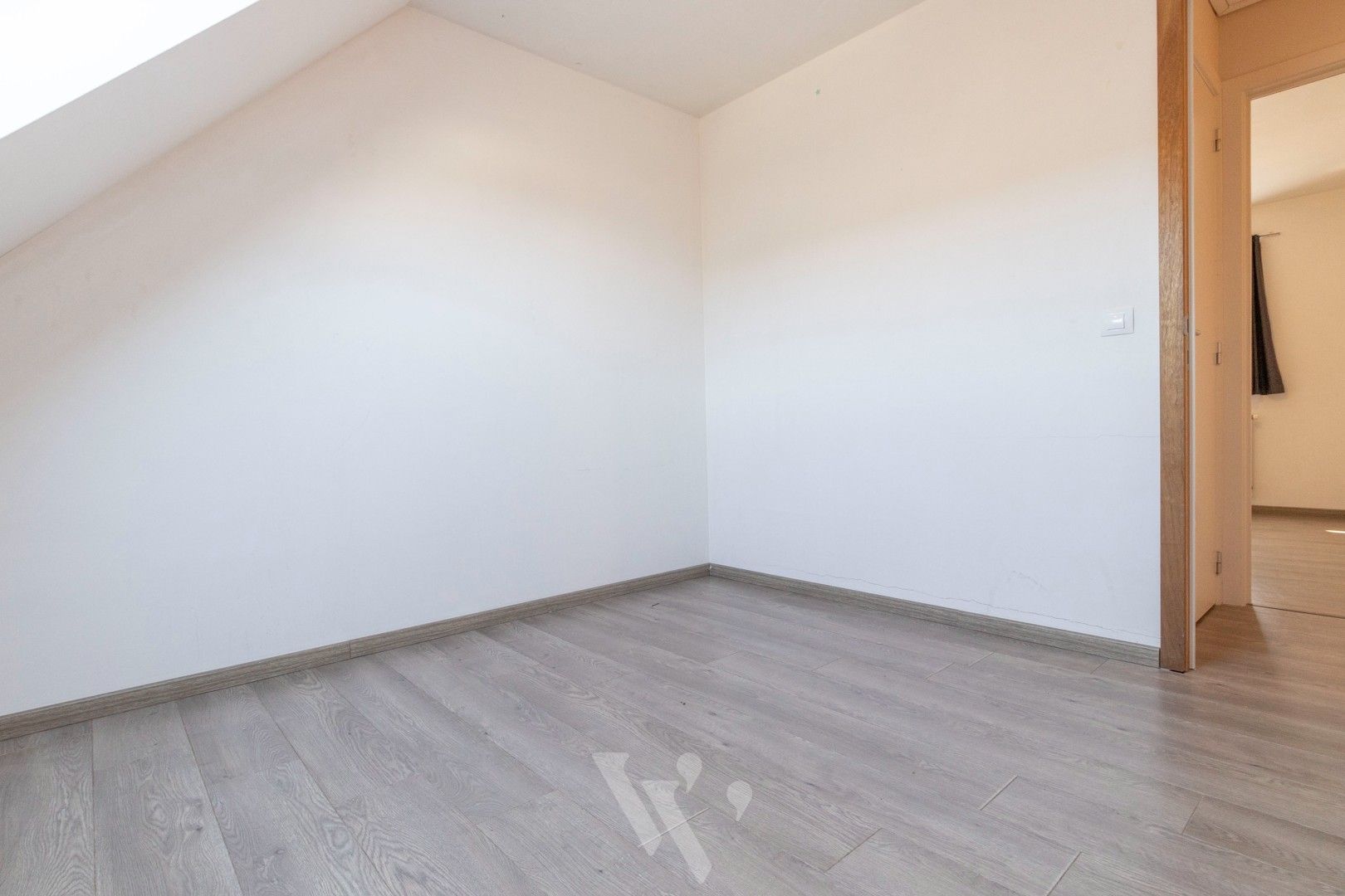 Woning met 3 slpks, tuin en carport foto 28