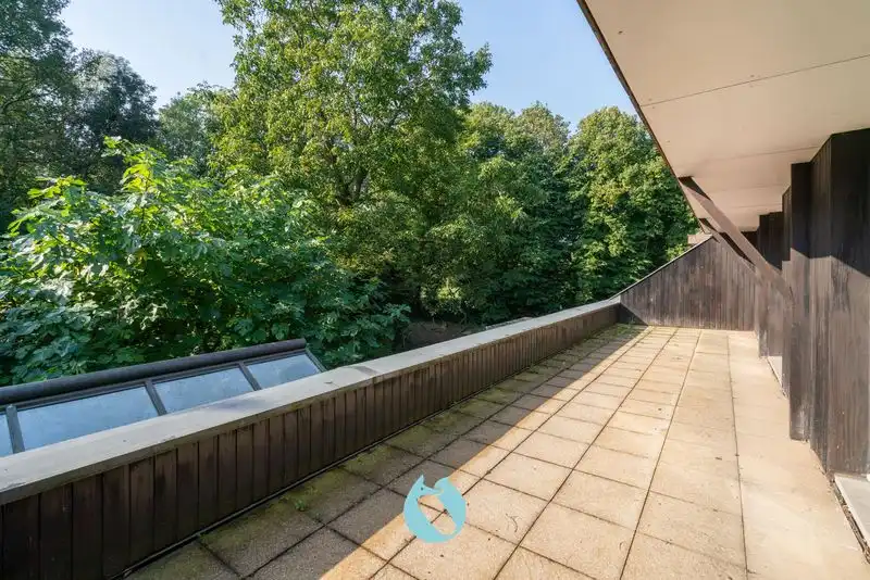 Unieke villa in rustige, groene omgeving op 1.947m² foto 25