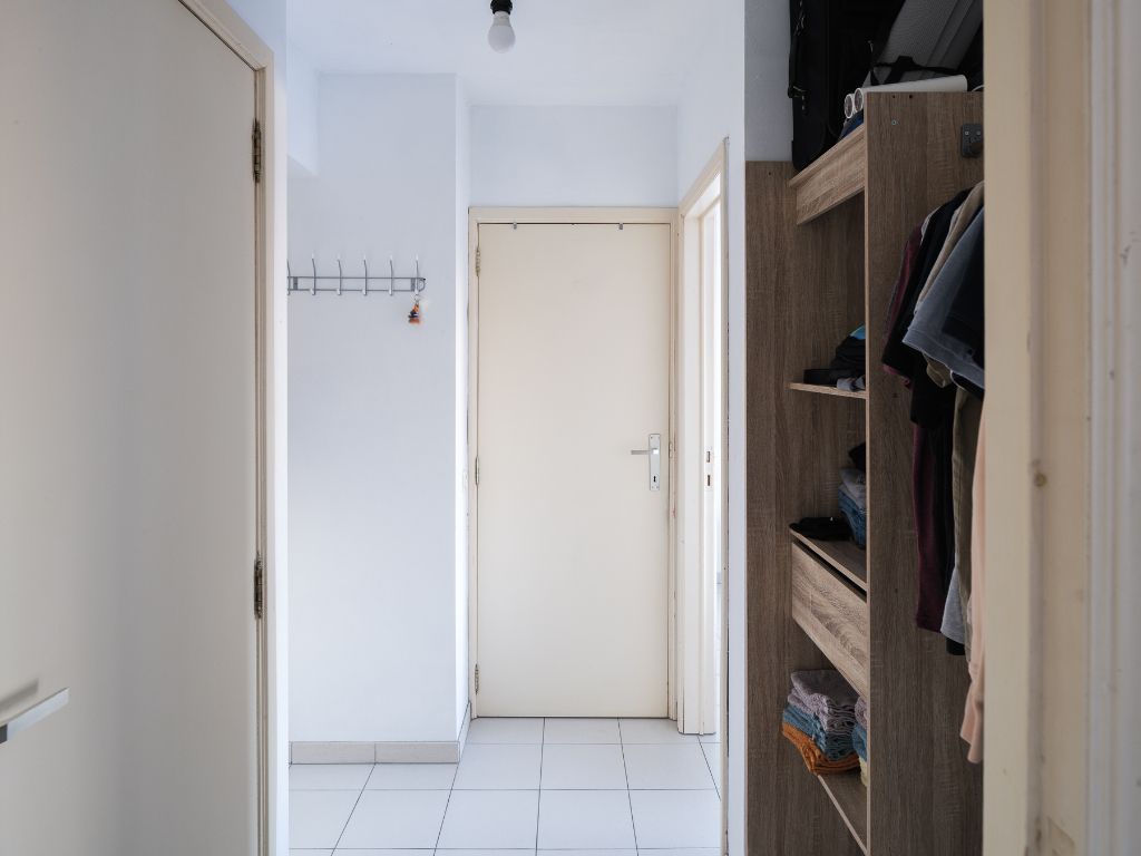 Rustig gelegen 1-slaapkamerappartement nabij station Gent-Sint-Pieters foto 6