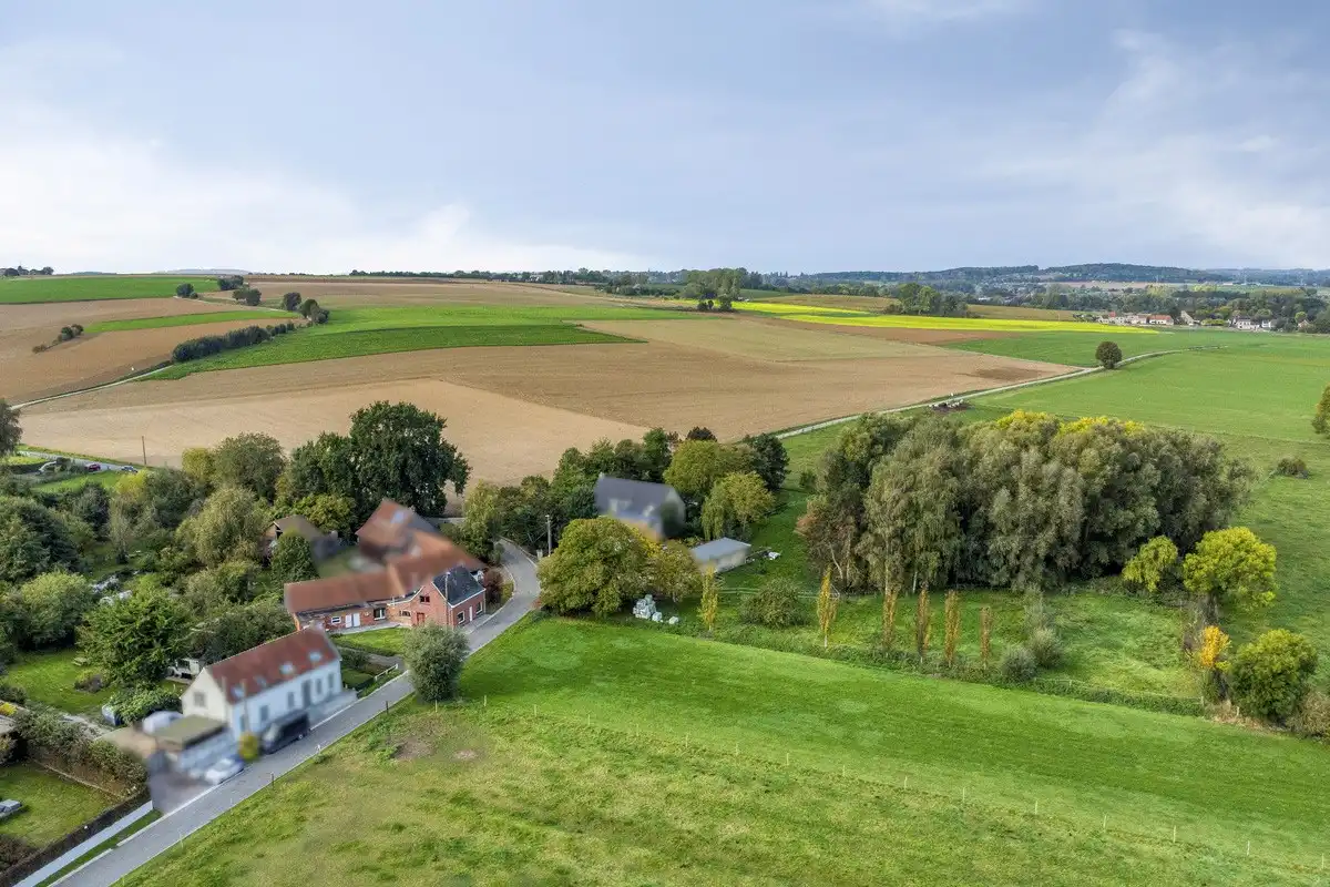Te renoveren woning i/h landelijke Maarkedal foto {{pictureIndex}}