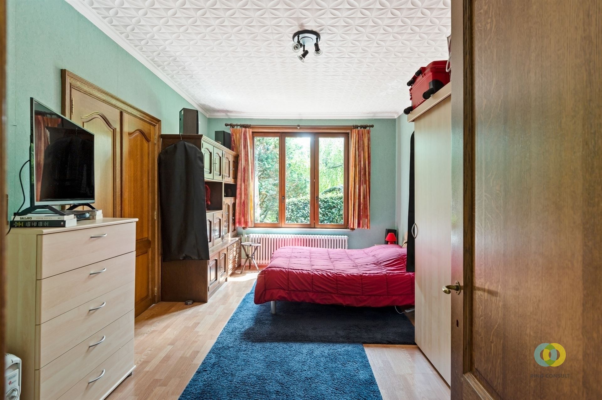 Karaktervolle villa op mooi perceel foto 7