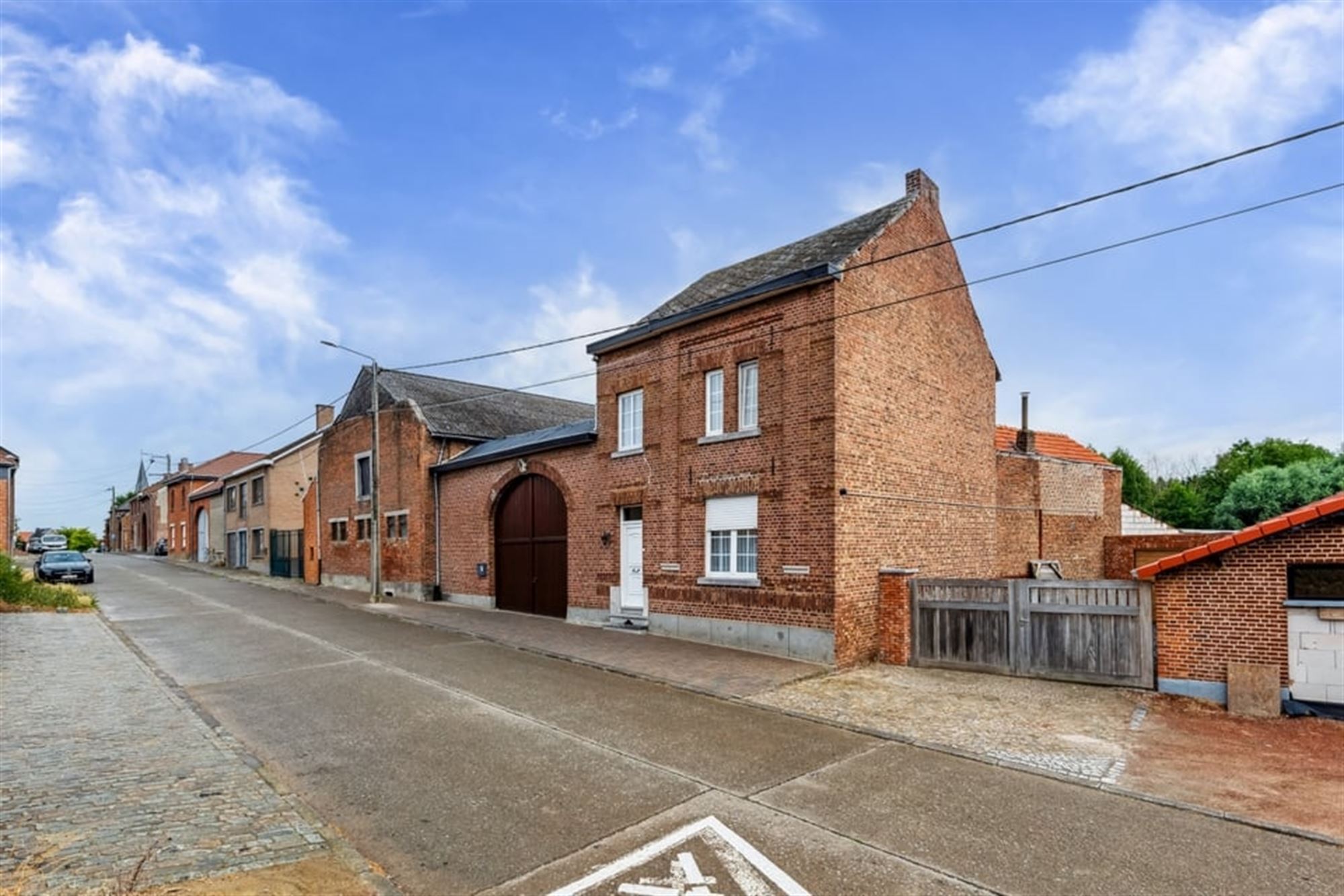 CHARMANTE HOEVE OP EEN PERCEEL VAN 14A IN HEERS  foto 40