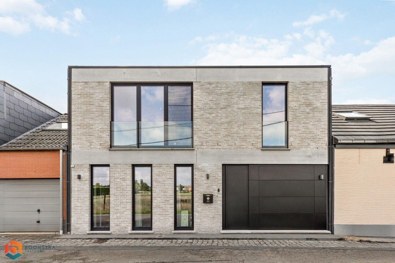 Energiezuinige luxueuze woning met 3 slpkrs te Bonheiden foto {{pictureIndex}}