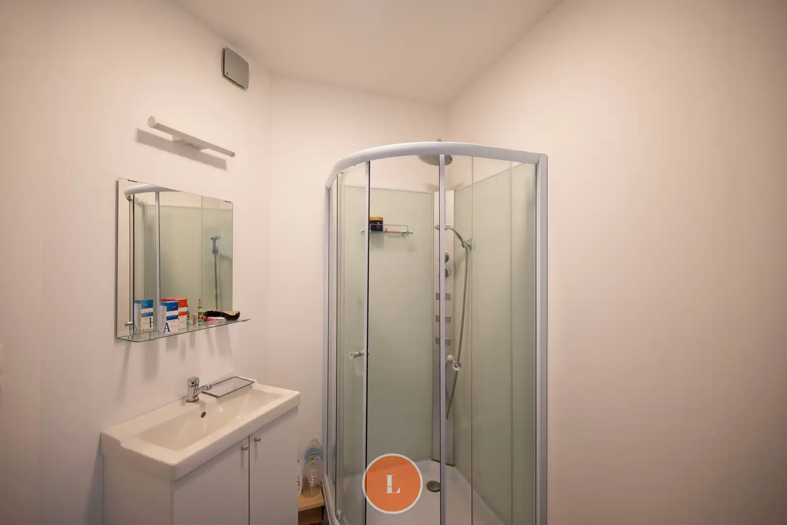 Te koop handelspand met woonst centrum Menen foto 13