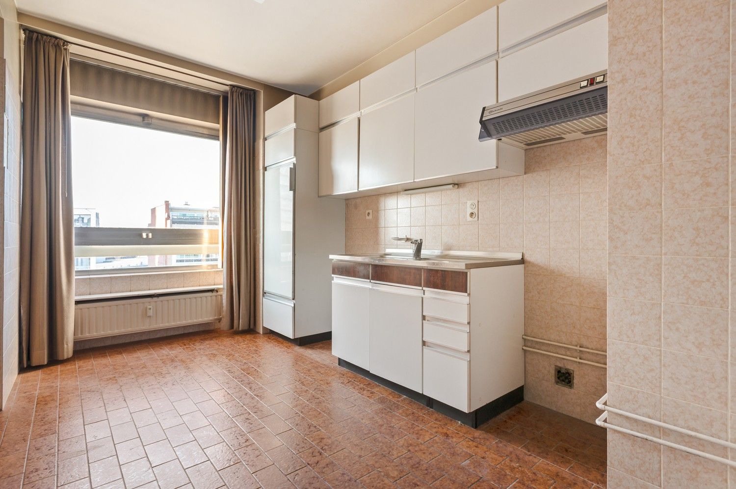 Te renoveren 3 slaapkamer appartement met prachtig uitzicht op de kathedraal in het centrum van Antwerpen! foto 12