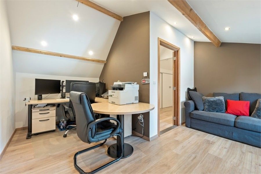 CHARMANT GERENOVEERDE WONING IN HET LANDELIJKE VELM foto 30