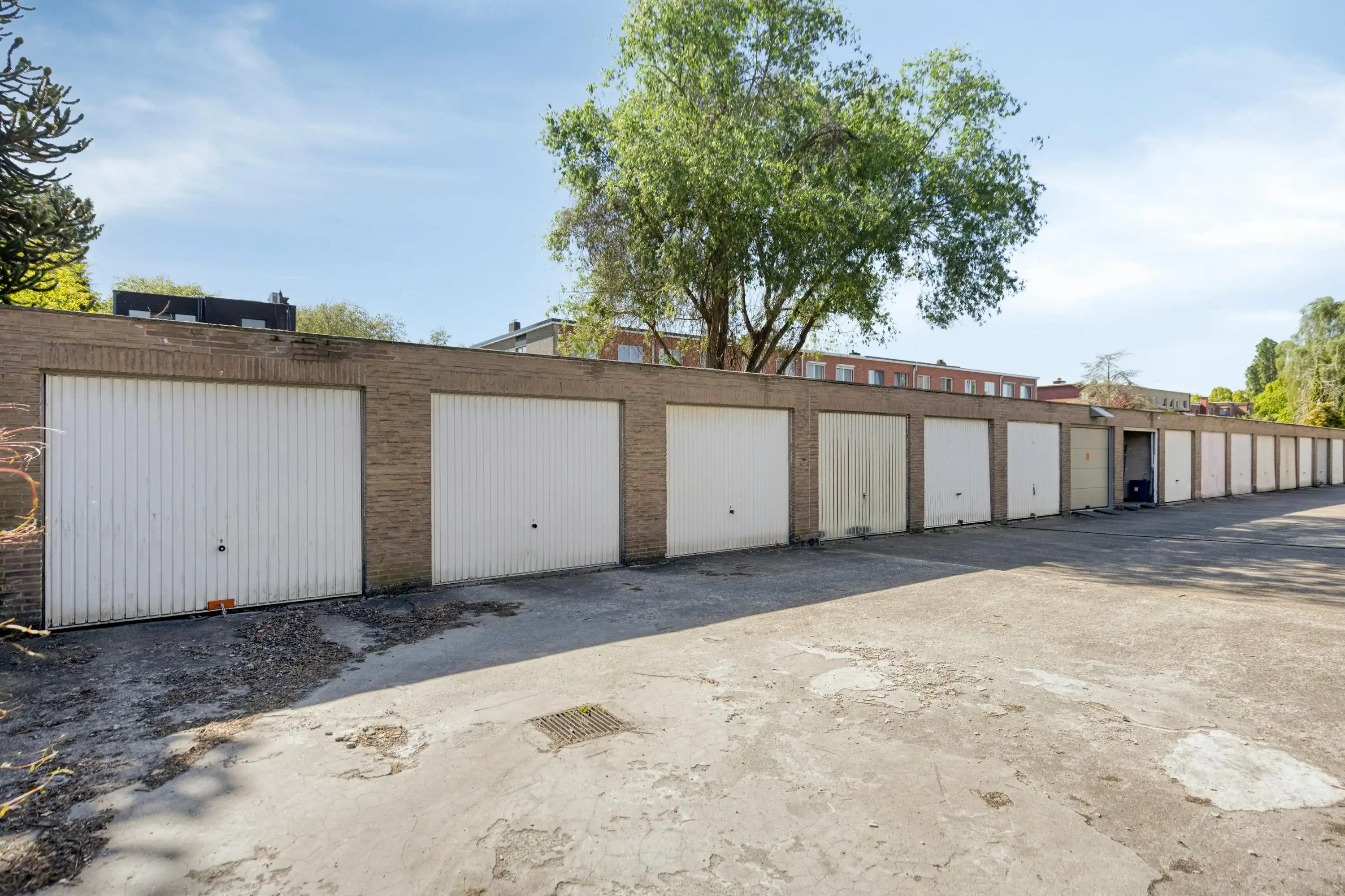 Appartement met 2 slaapkamers, terras en garagebox te koop in Wilrijk foto 16