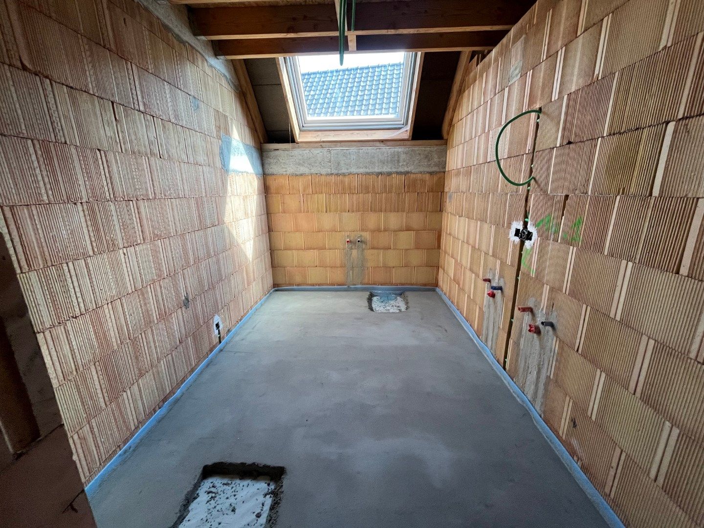 Landelijke nieuwbouwwoning in hartje Dikkelvenne foto 16