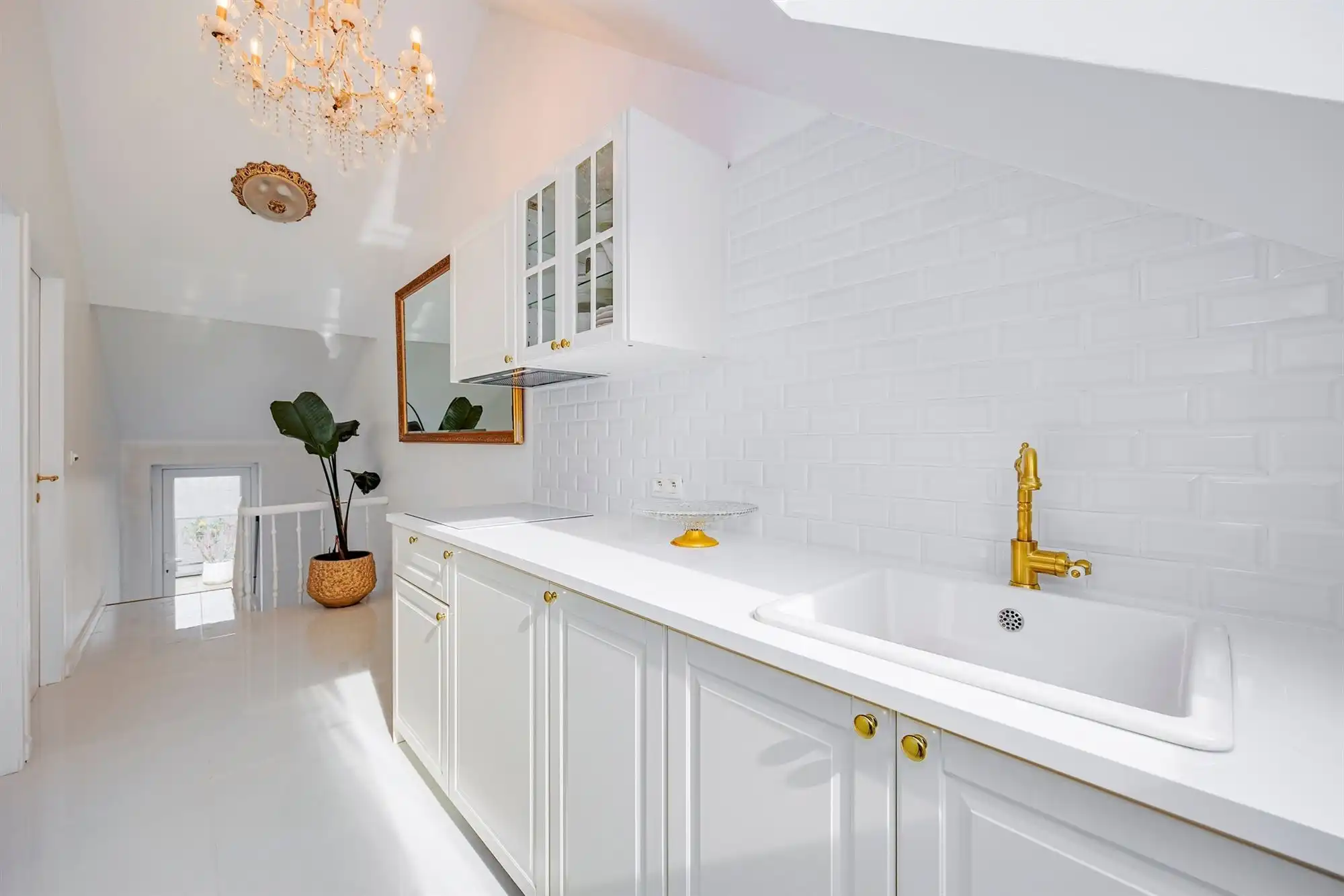 Ruime herenwoning met 5 slk + 4 badk met tuin en terras  foto 24