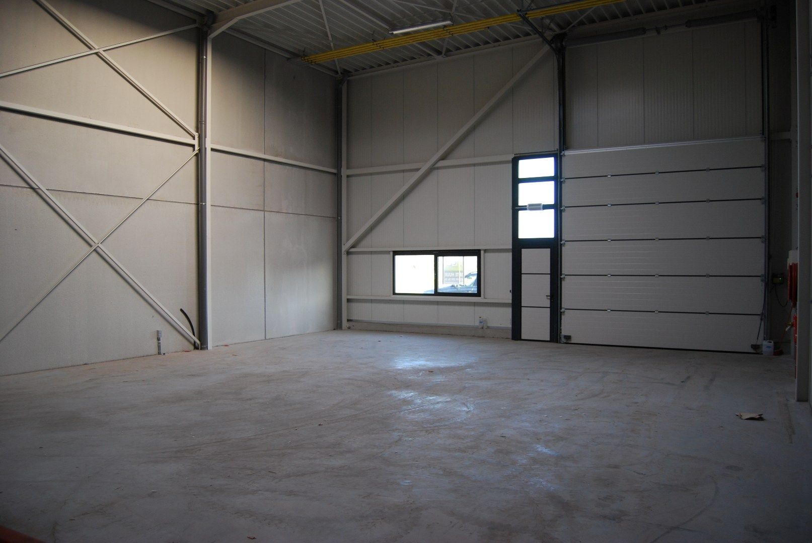 Loodsen met bureel te koop foto 2