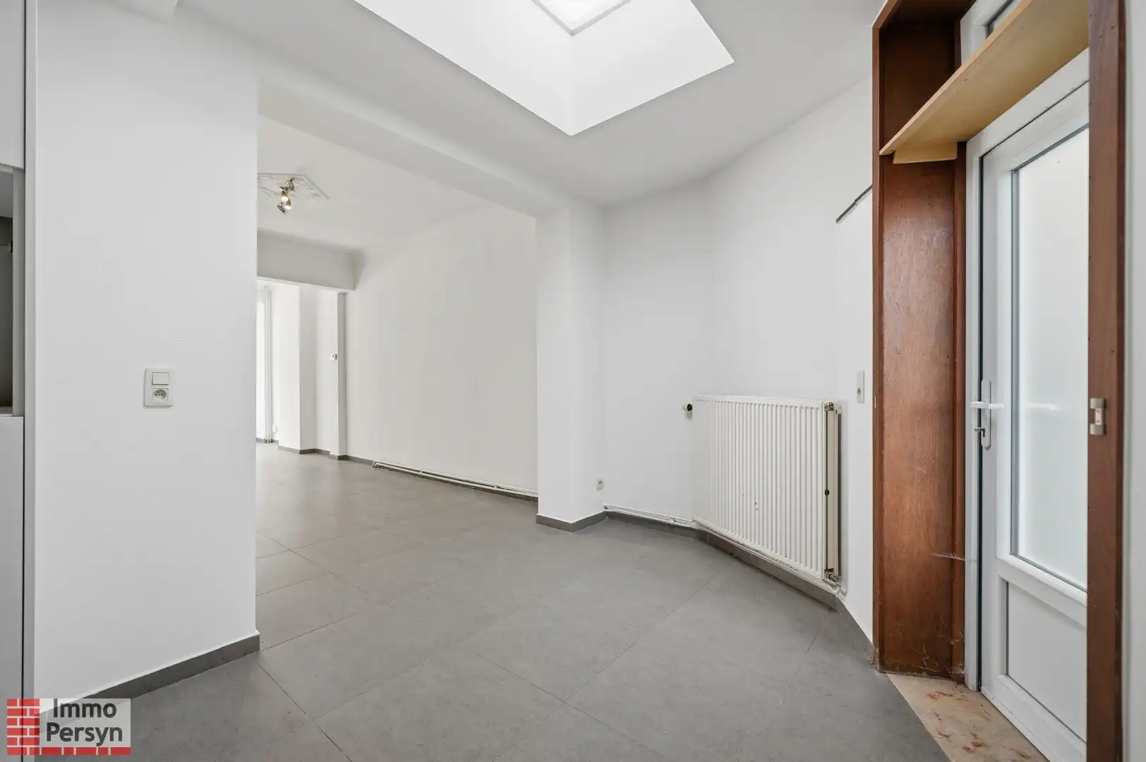 Rrijwoning met 4 slaapkamers. foto 12