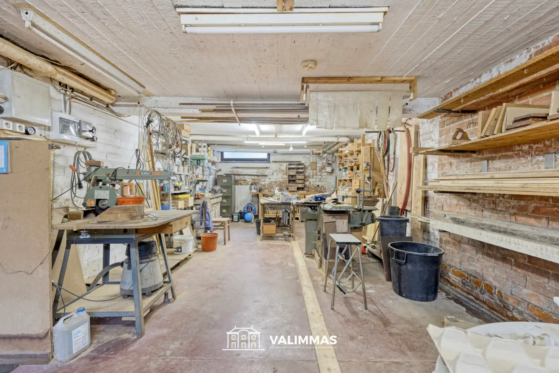 Ruime en zeer verzorgde villa met garage en mooie tuin... foto 25