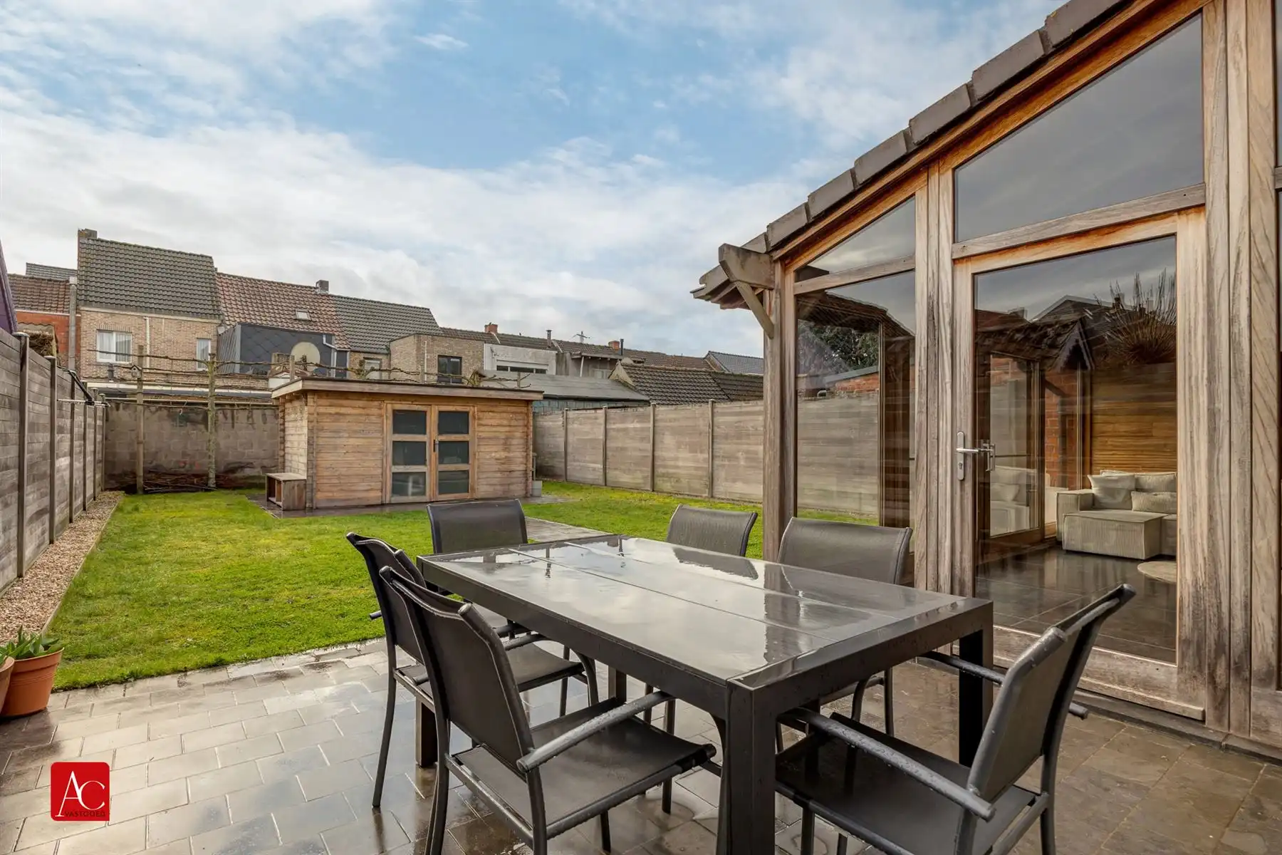 Instapklare halfopen bebouwing met garage en veranda foto 19