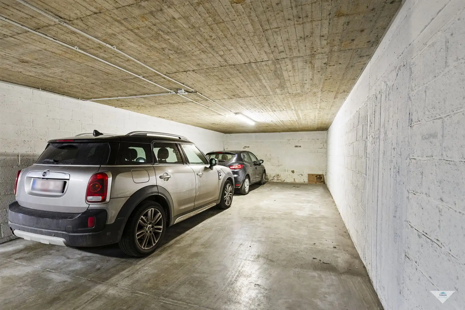 Lichtrijke studio met hoogwaardige afwerking foto 10