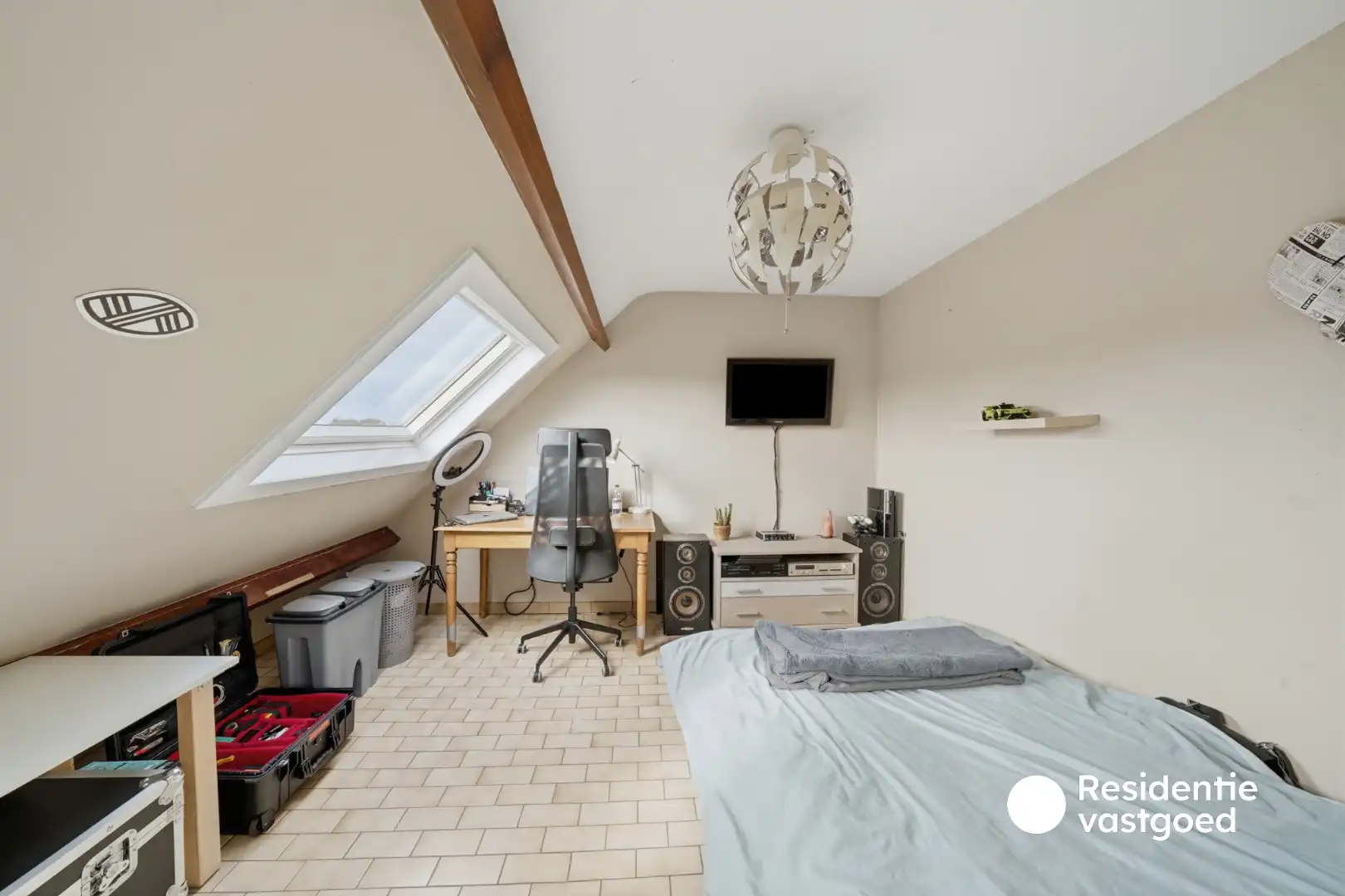 Opbrengsteigendom met 3 appartementen, garage en zonnig terras foto 12