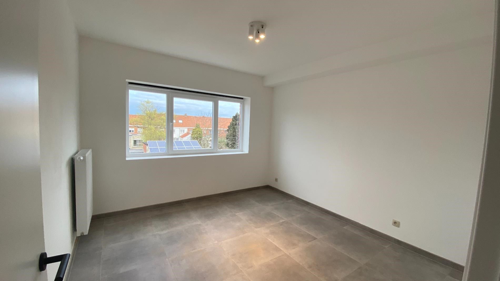 Verzorgd appartement met terras en garage te Lokeren foto 6