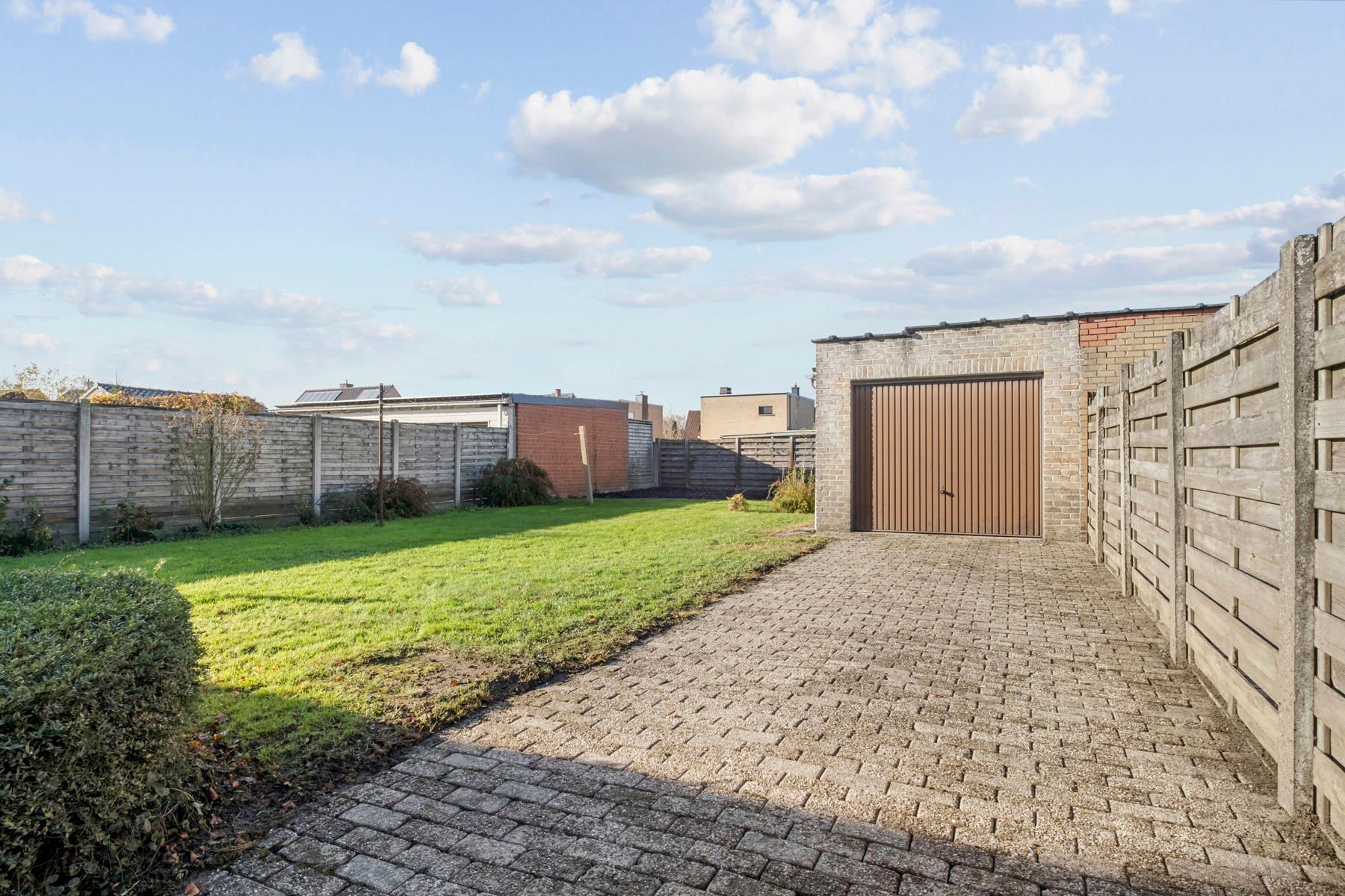 Op te frissen woning nabij centrum Loppem foto 3