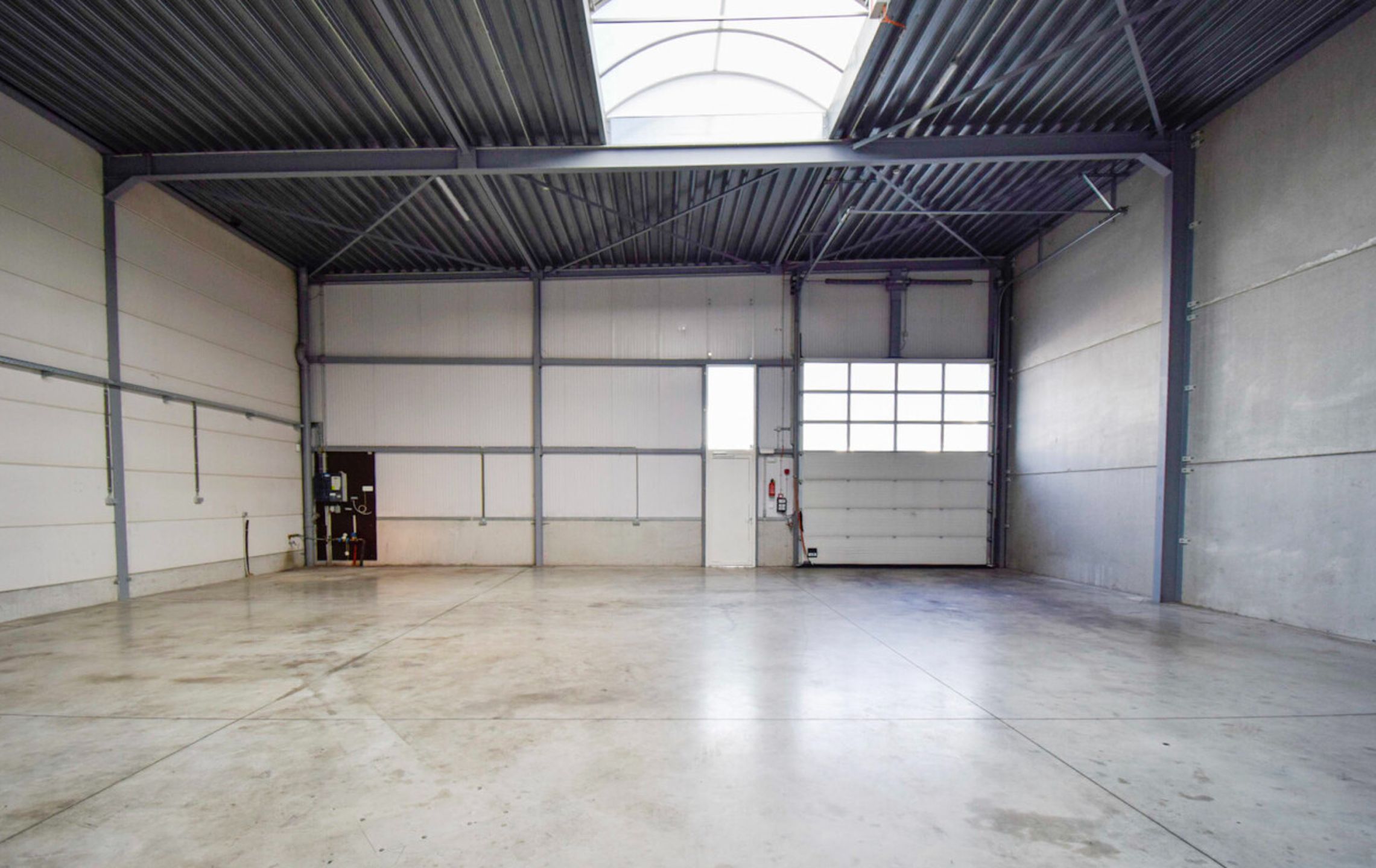 KMO-unit te huur van 225m².  foto 4