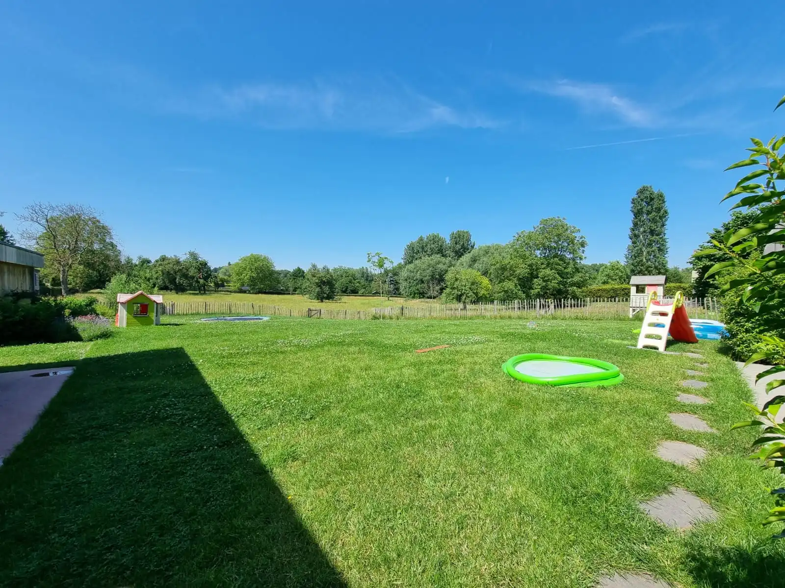 Prachtige recente woning met 4 slaapkamers foto 13