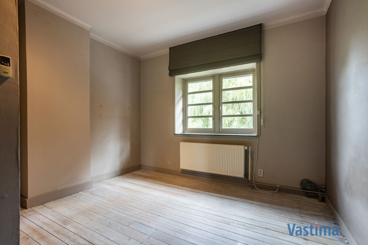 Karaktervolle villa met authentieke charme in een groene setting foto 30