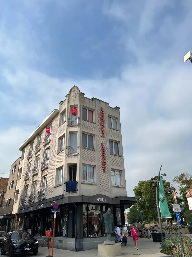 Appartement te koop foto {{pictureIndex}}