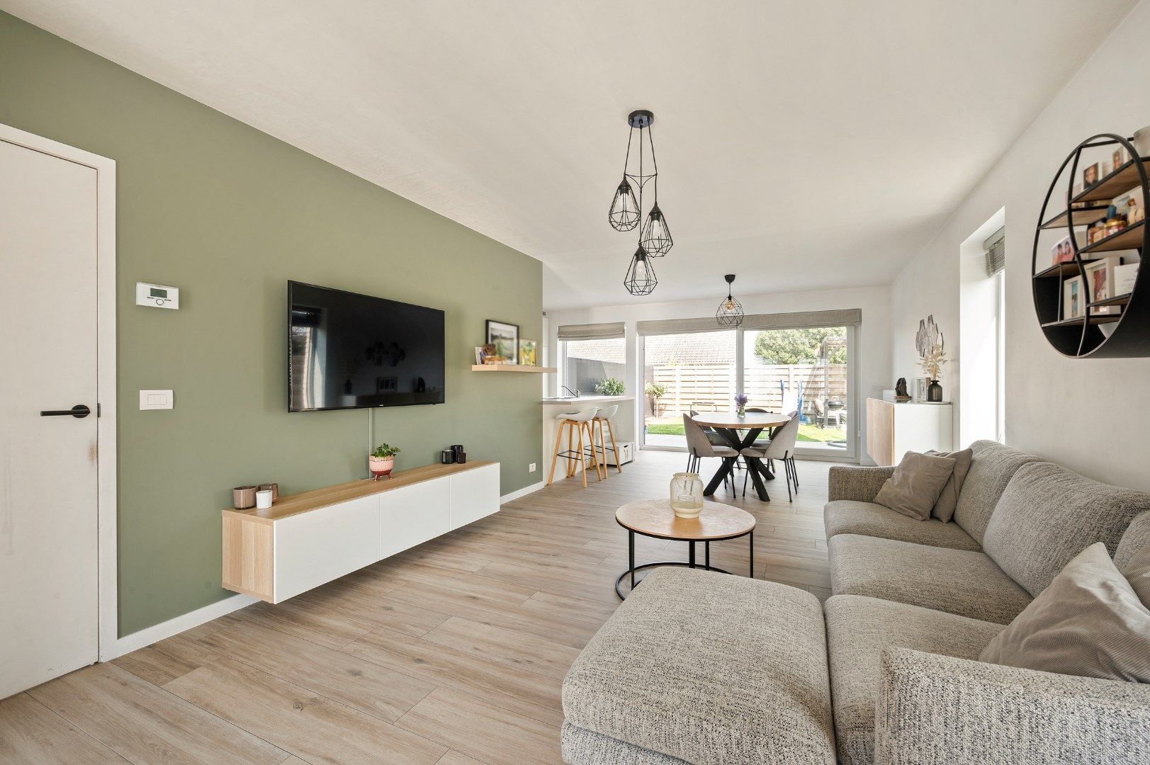 HALFOPEN NIEUWBOUWWONING MET 3 SLPKS, TUIN EN EPC LABEL A foto 4