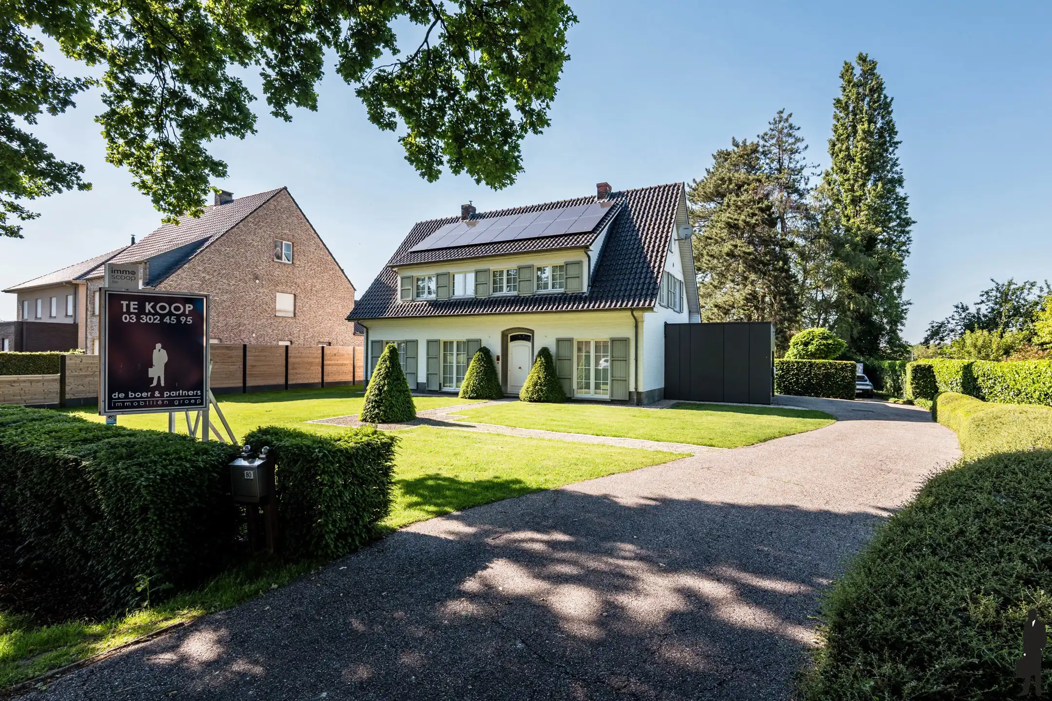 Charmante, gerenoveerde villa op 1.389 m² met open zicht foto 35