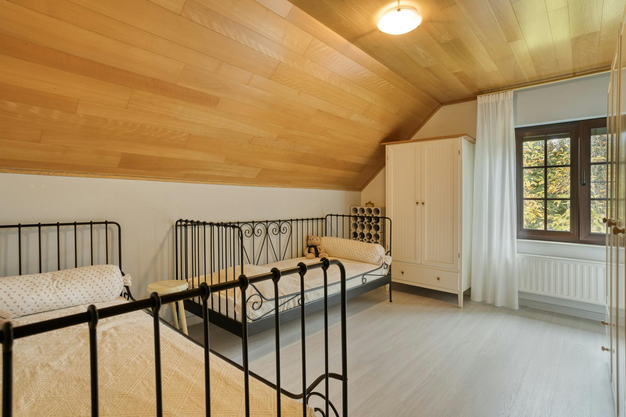 Gezinswoning met 3 slaapkamers en bureau te koop in Drongen foto 10