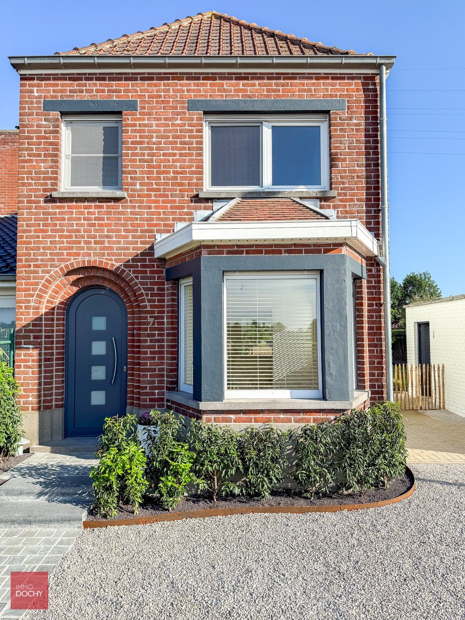 VOLLEDIG  VERNIEUWDE koppelwoning met zuidgerichte tuin in verkeersarme straat | Sparrestraat foto 16