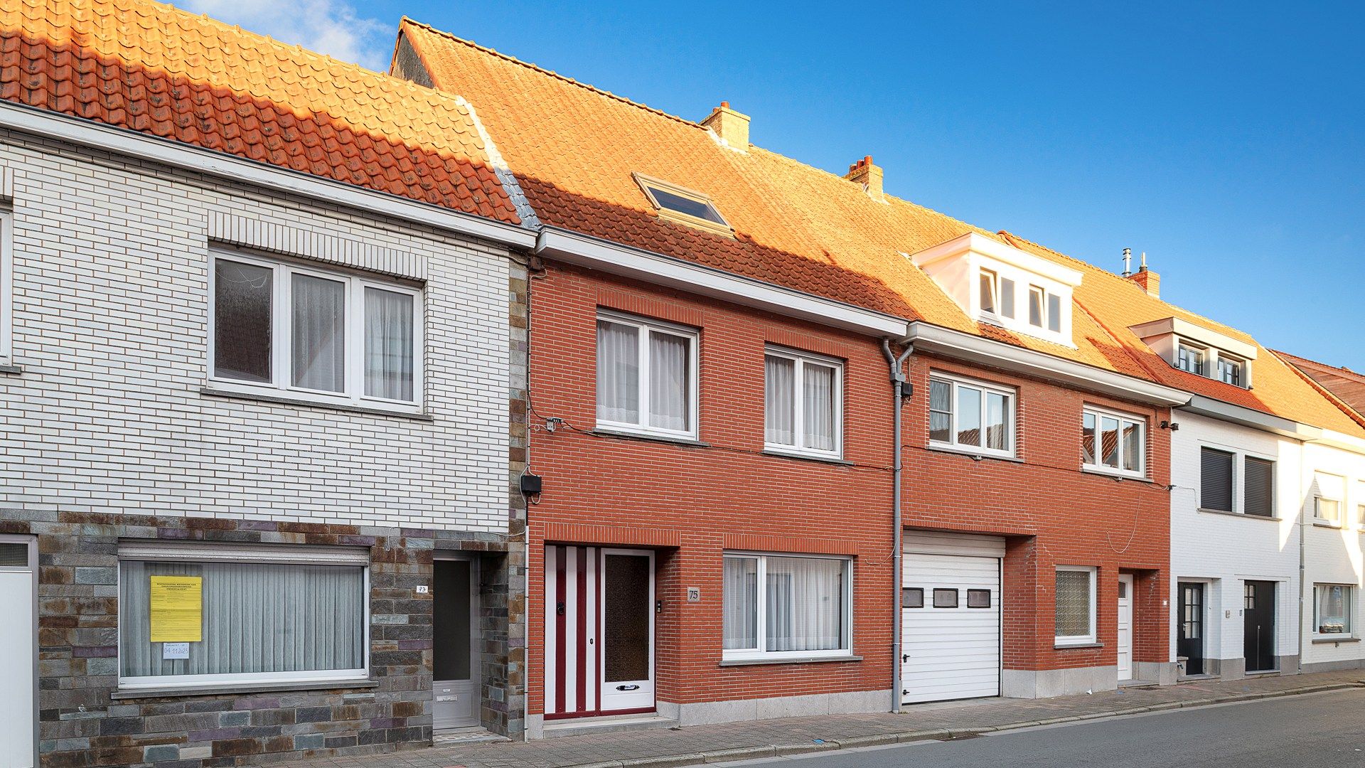Hoofdfoto van de publicatie: Woning met zonnige tuin en 4 slaapkamers te koop in Oud-Knokke