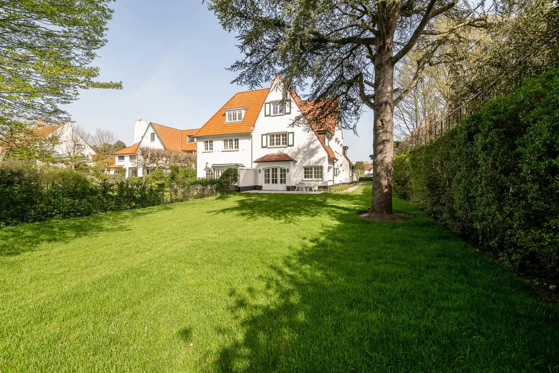 Gerenoveerde, ongemeubelde koppelvilla met zuidgerichte tuin palend aan de golf - Zoute foto 47