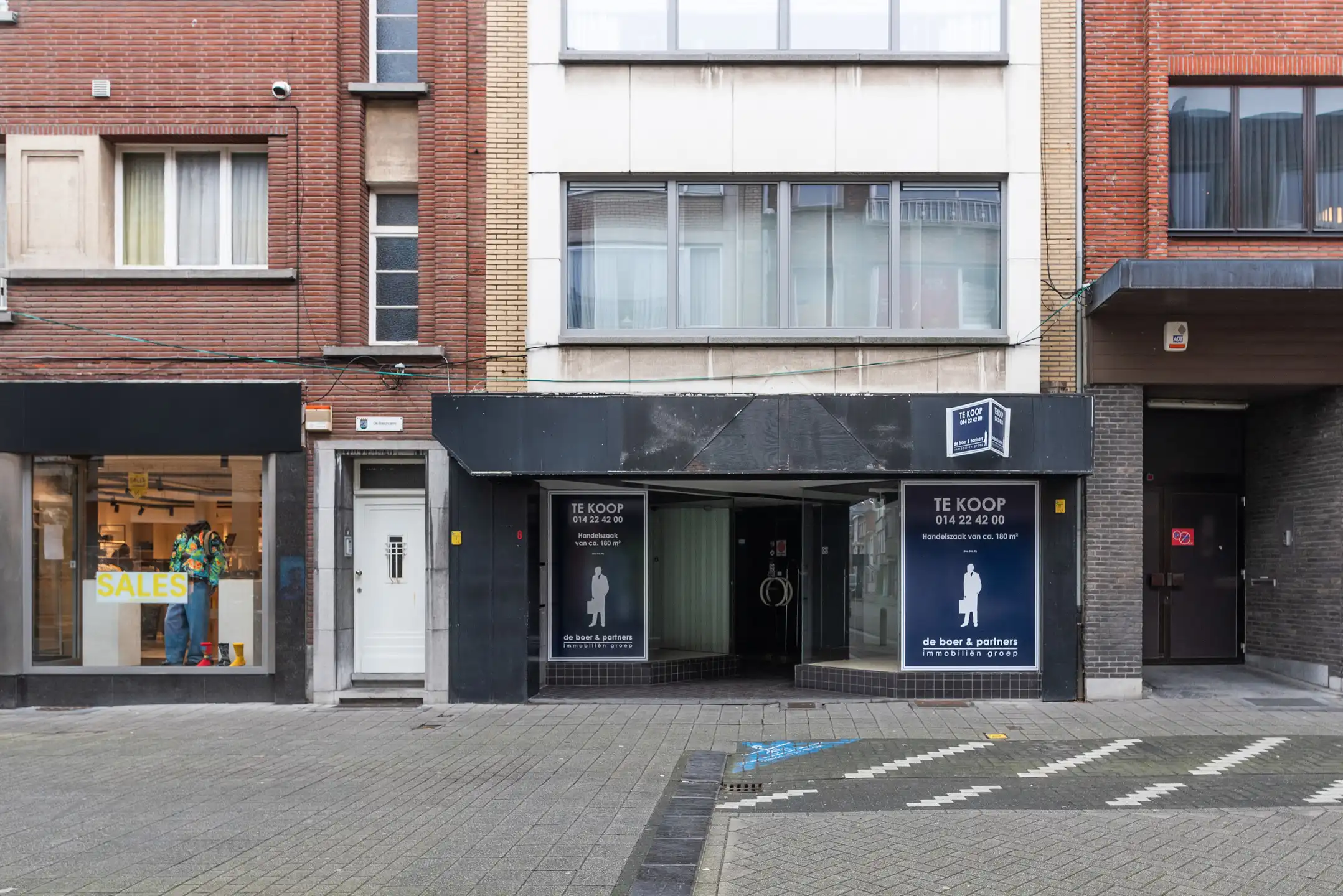 Ruim handelspand van ca. 180 m² in hartje Turnhout   foto {{pictureIndex}}