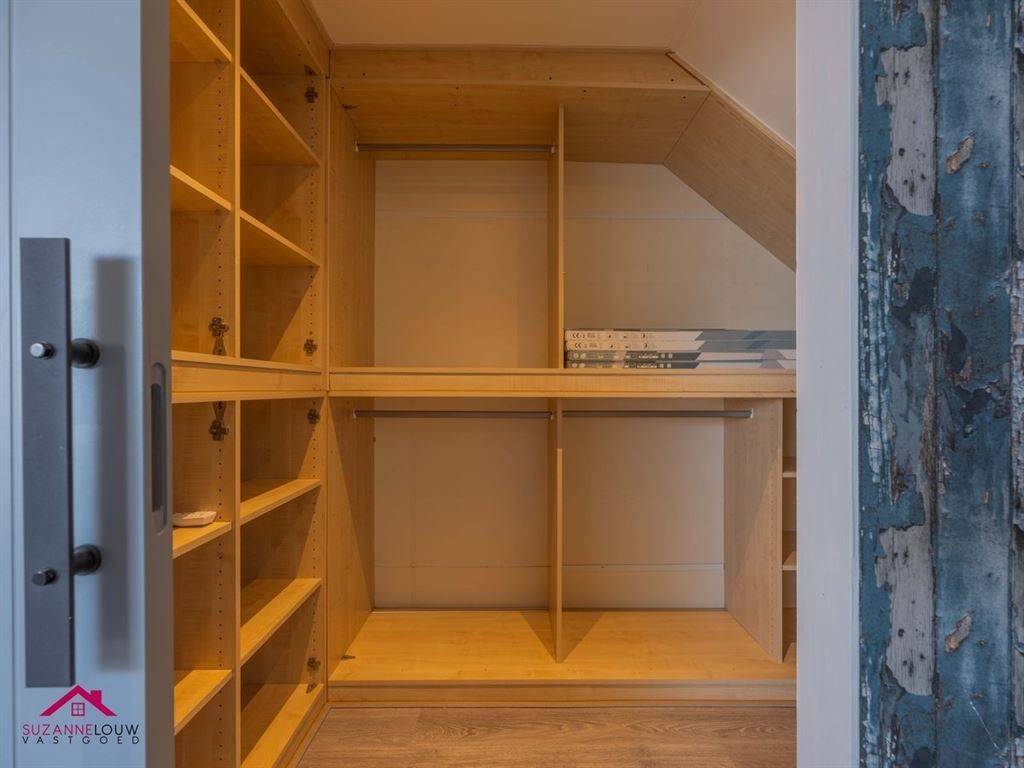 Gerenoveerde verrassend ruime vrijstaande woning foto 36