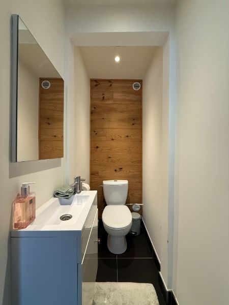 Lichtrijke handelsruimte met zicht op park – Miljoenenkwartier, Gent foto 12