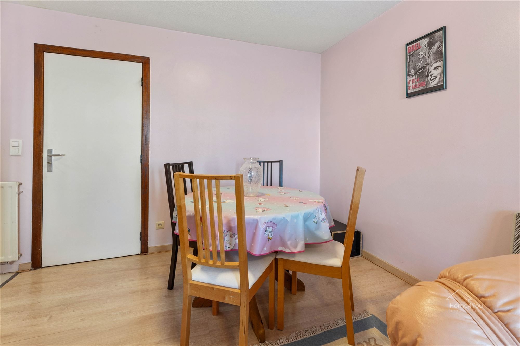 Instapklaar appartement met 1 slaapkamer op de Kustbaan te Sint-Idesbald! foto 3