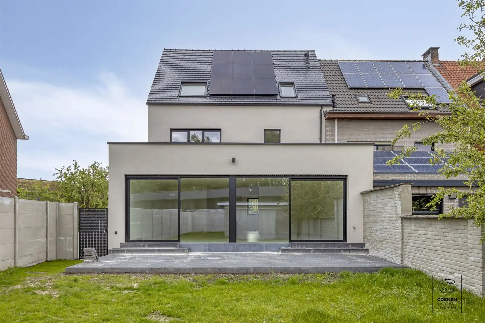 Volledig gerenoveerde woning van 230 m² met 5 slpk's! foto 21